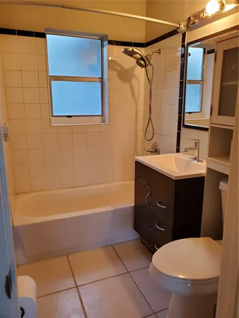$469,975 | 811 South Broadway, Lantana, FL 33462