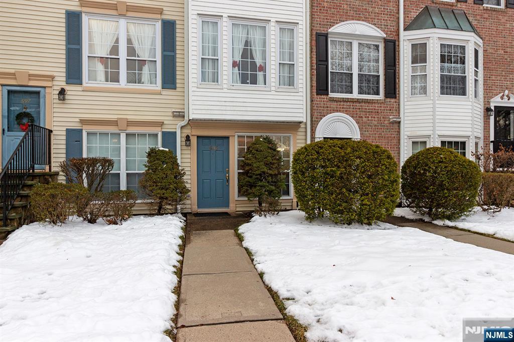 696 Pepperidge Road Mahwah, NJ 07430 - Photo 2 of 14 a view of a house with snow in front of house