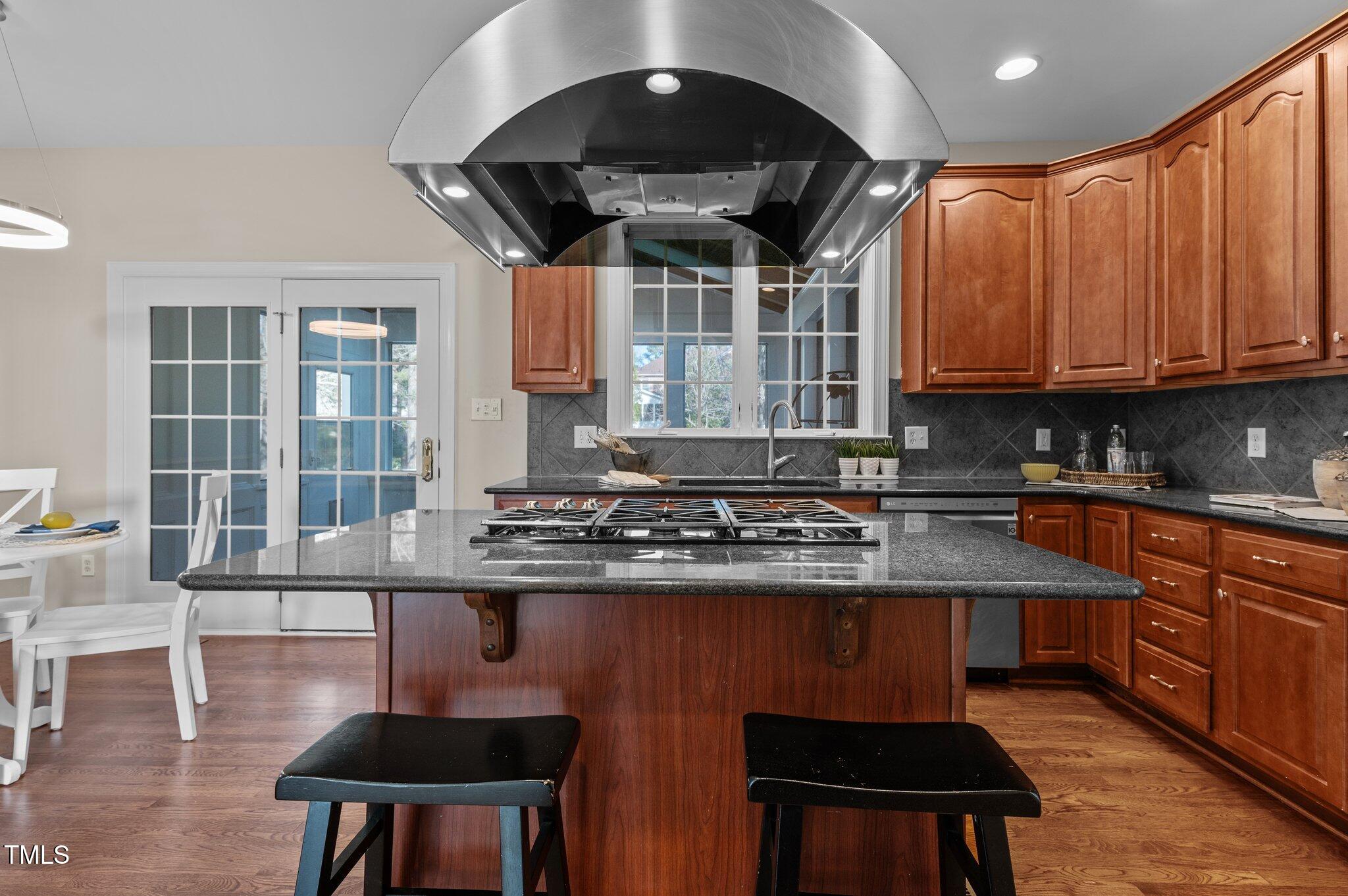 11209 Ridgegate Drive Raleigh, NC 27617 - Photo 11 of 74 33-web-or-mls-DSC_6022