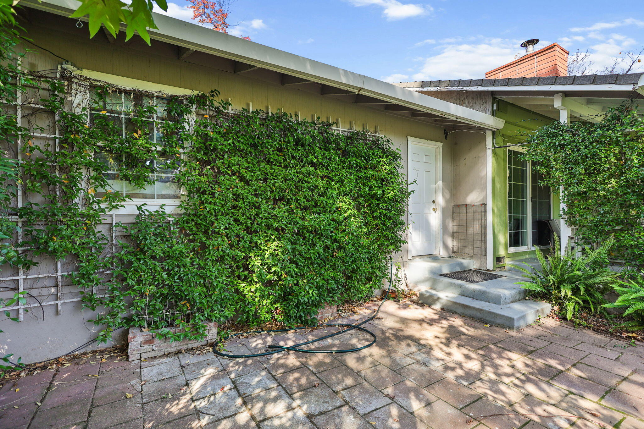 3010 Winding Way Redding, CA 96003 - Photo 29 of 33 26-web-or-mls-LZ0A0220