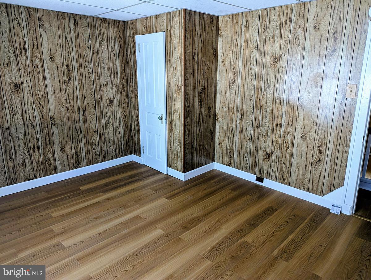 418 Fairview Street Reading, PA 19605 - Photo 20 of 34 Bedroom 2