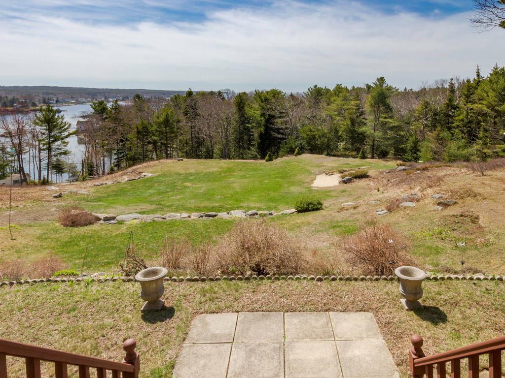 419 Pemaquid Harbor Road Pemaquid, ME 04558 - Photo 3 of 34 Front porch view