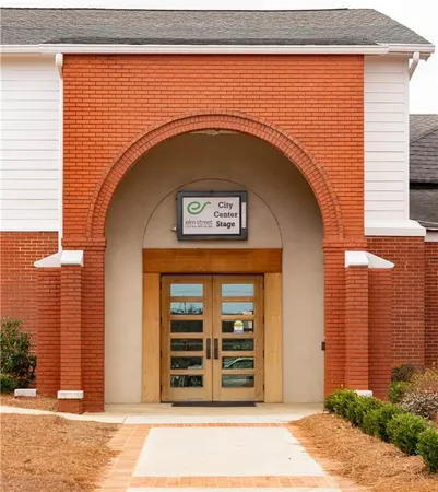 $2,800 | 9040 Main Street, Unit 116, Woodstock, GA 30188