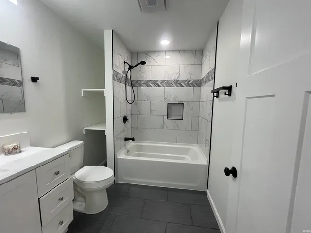 $439,900 | 23884 Oakdale Street, Elkhart, IN 46516