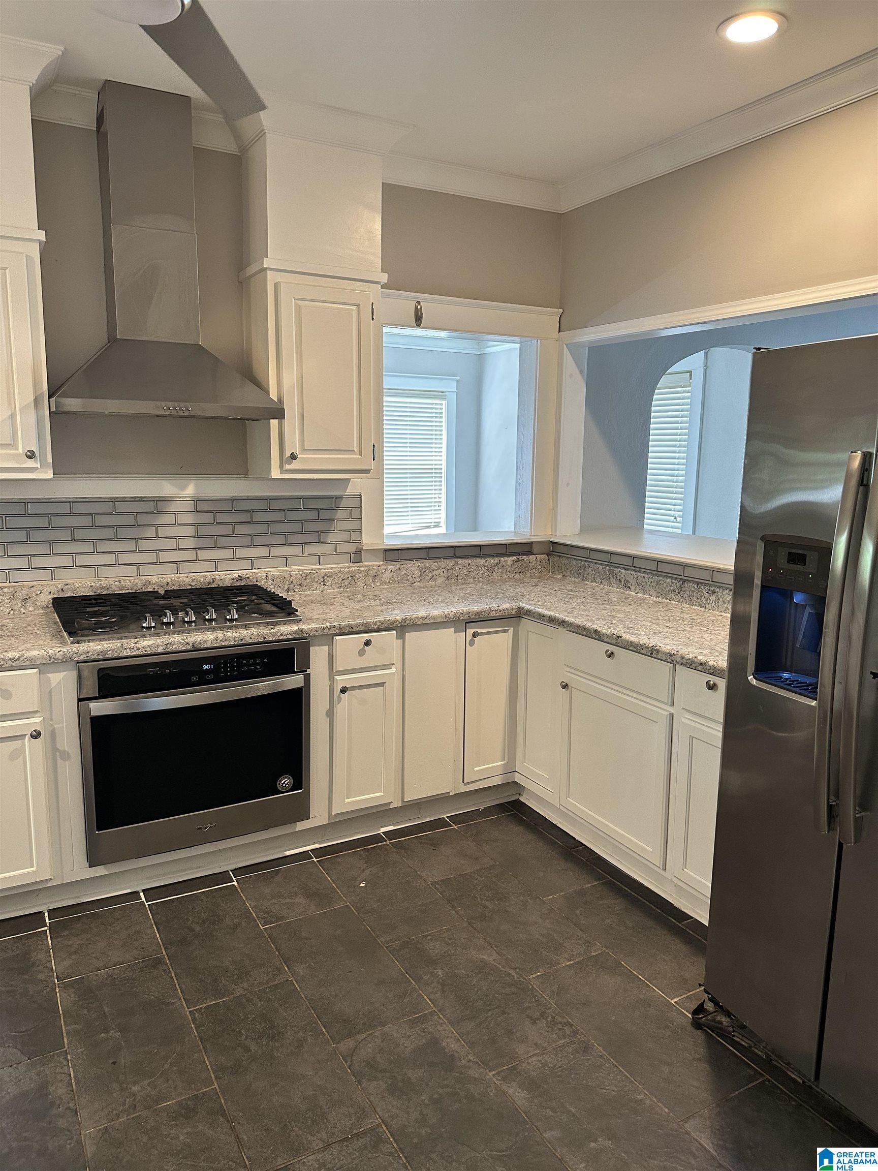2829 Bush Boulevard Birmingham, AL 35208 - Photo 4 of 8