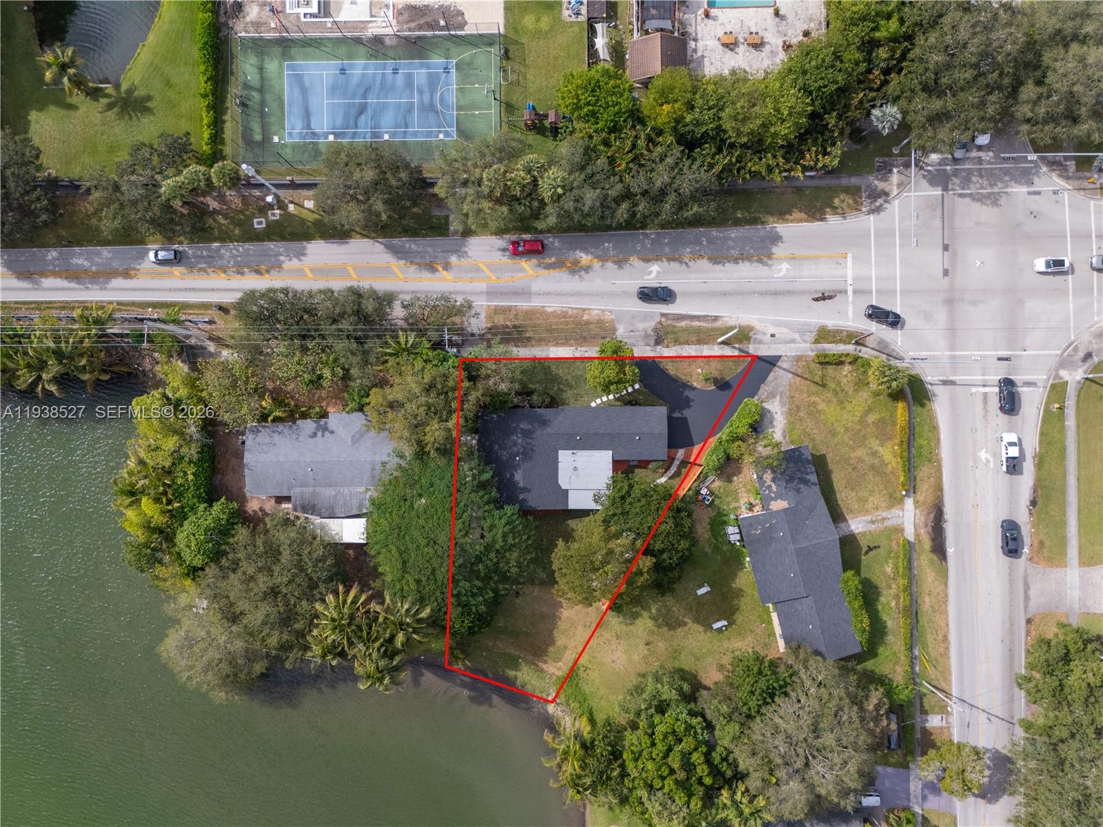 10415 Southwest 87th Avenue Miami, FL 33156 - Photo 48 of 53