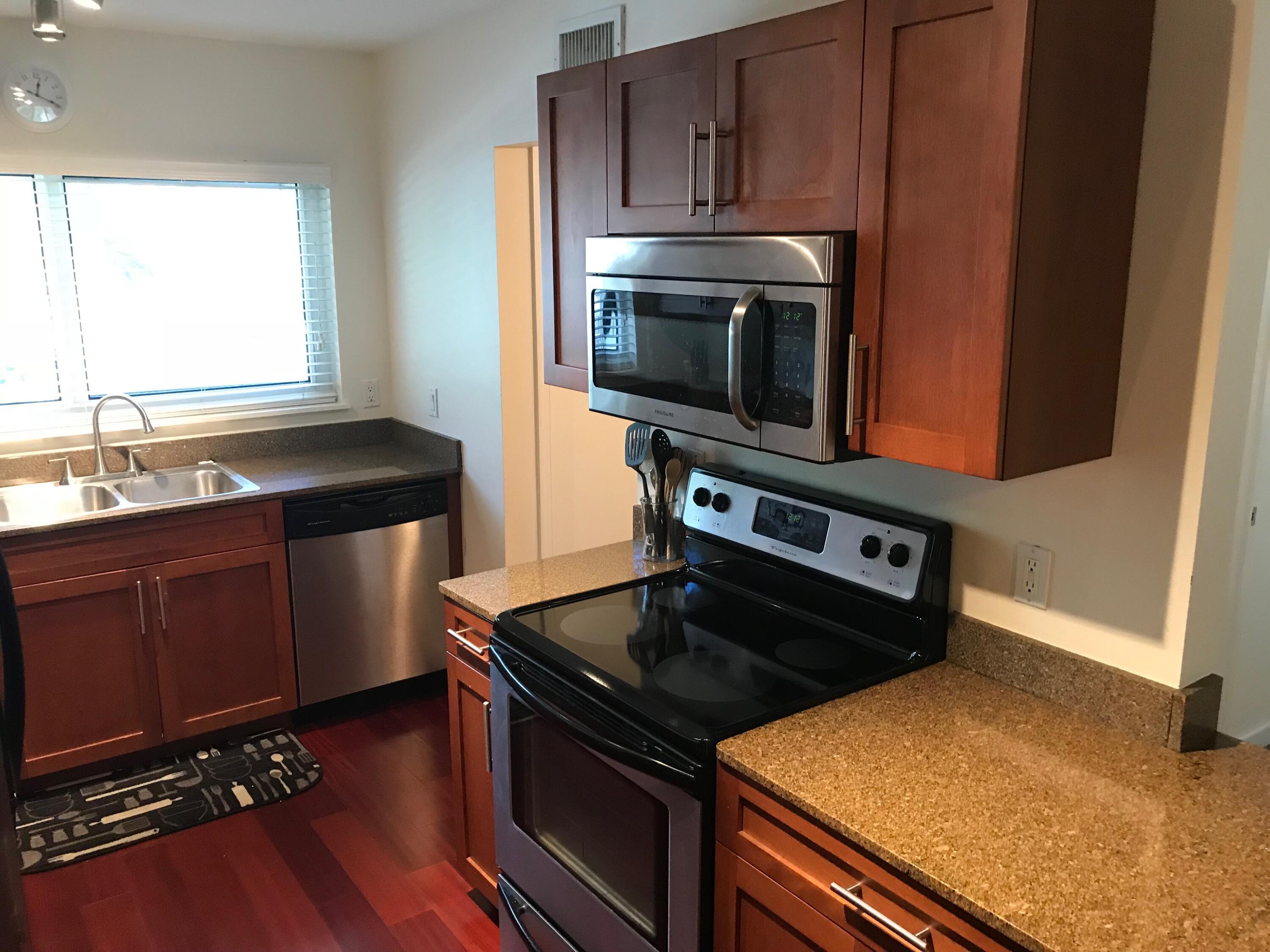 621 East Woolbright Road, Unit 202 Boynton Beach, FL 33435 - Photo 3 of 22 IMG_3126