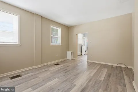 $275,000 | 529 South Harrison Street, Wilmington, DE 19805