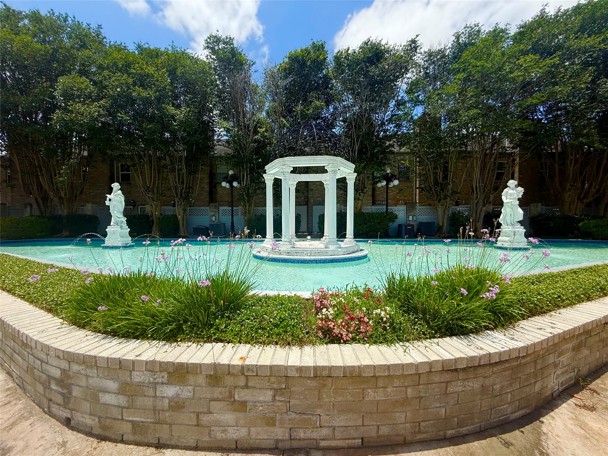 6000 Reims Road, Unit 3010 Houston, TX 77036 - Photo 27 of 28 Subdivision Entrance