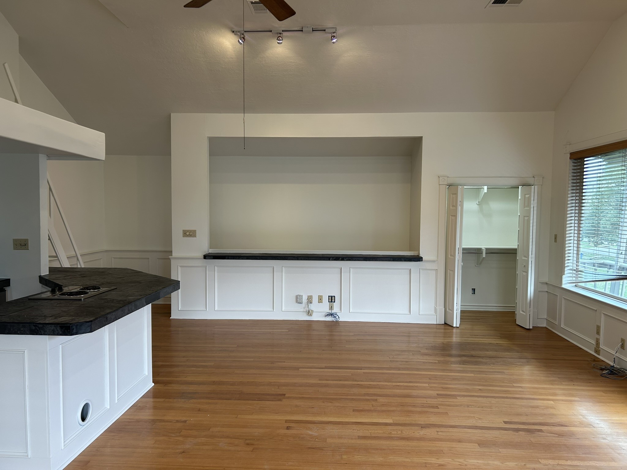 6016 Center Street, Unit A Houston, TX 77007 - Photo 8 of 15