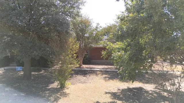 $3,000,000 | 900 County Road 132, Hutto, TX 78634