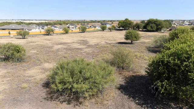 $3,000,000 | 900 County Road 132, Hutto, TX 78634