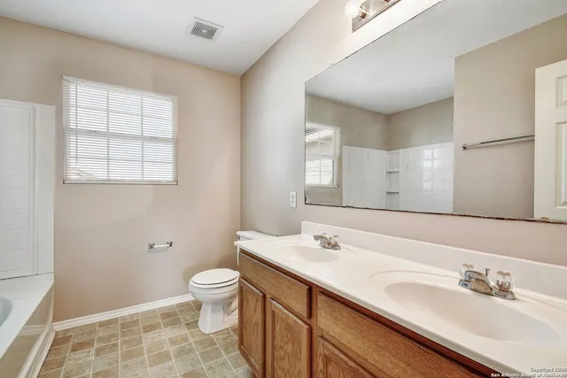 $1,600 | 415 Mallow Grove, San Antonio, TX 78253