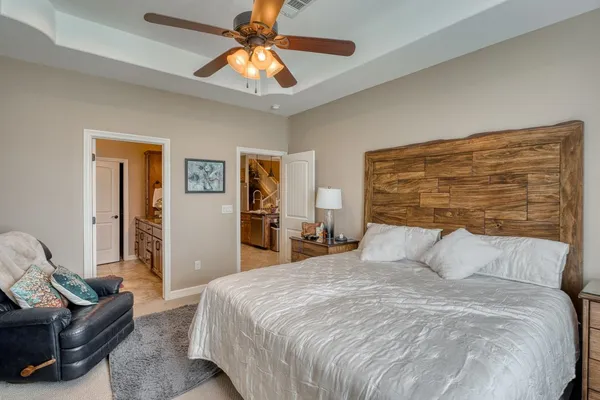 $2,700 | 301 Firestone Drive, Meadowlakes, TX 78654