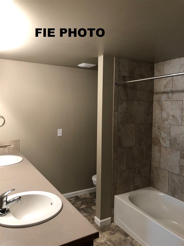 8517 North Maple Lane Spokane, WA 99208 - Photo 15 of 17
