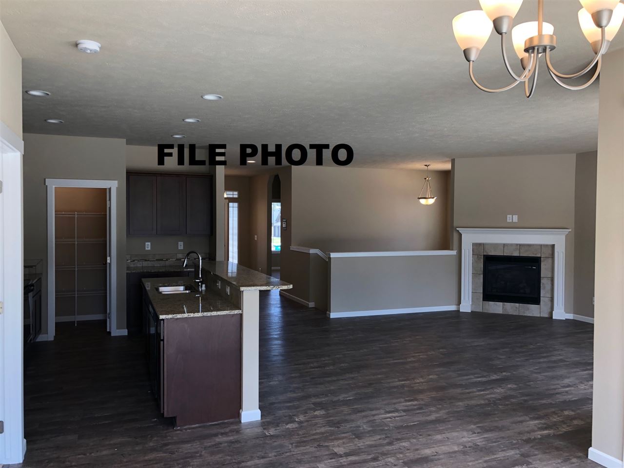 8517 North Maple Lane Spokane, WA 99208 - Photo 3 of 17