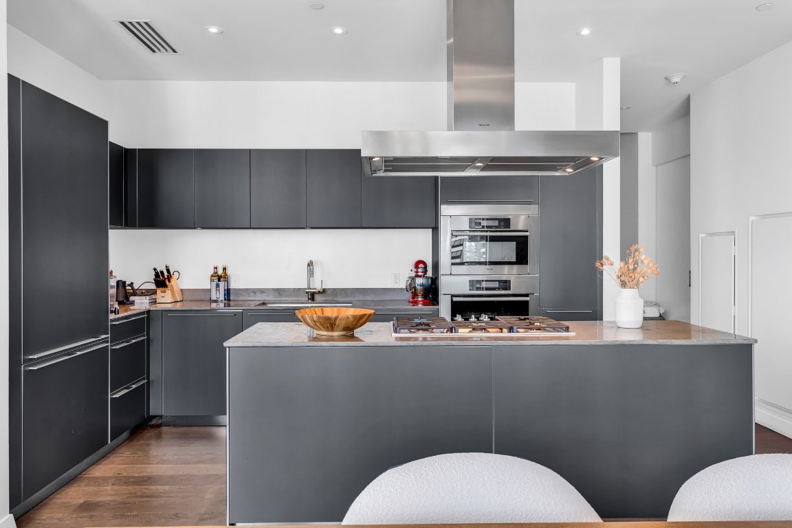 210 Lavaca Street, Unit 2308 Austin, TX 78701 - Photo 14 of 37