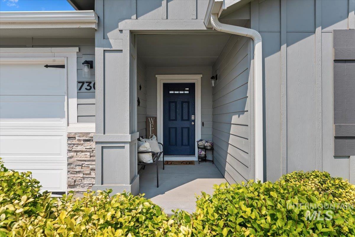 730 West Treehouse Way Kuna, ID 83634 - Photo 4 of 31 Gallery Image 4