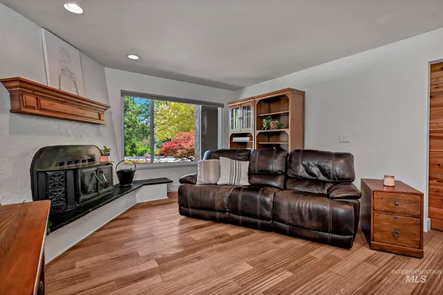 $1,060,000 | 1067 North Arlington Drive, Eagle, ID 83616