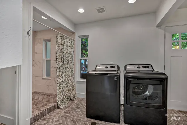 $1,060,000 | 1067 North Arlington Drive, Eagle, ID 83616