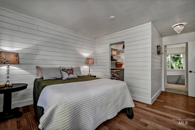 $1,060,000 | 1067 North Arlington Drive, Eagle, ID 83616