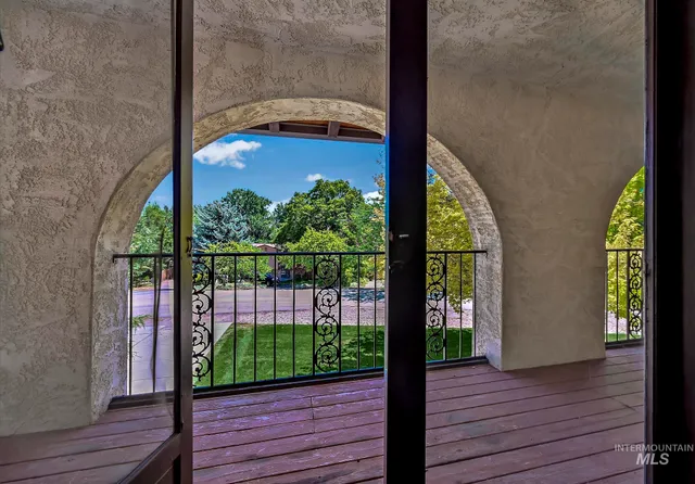 $1,060,000 | 1067 North Arlington Drive, Eagle, ID 83616