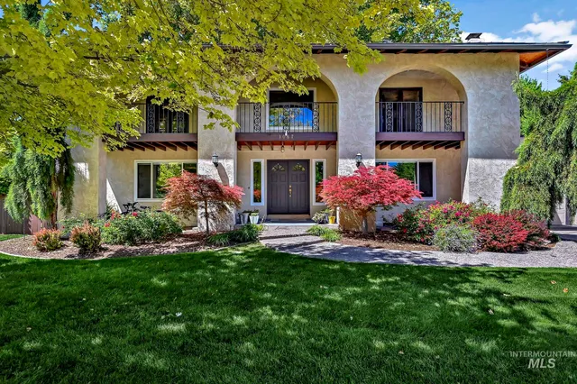 $1,060,000 | 1067 North Arlington Drive, Eagle, ID 83616