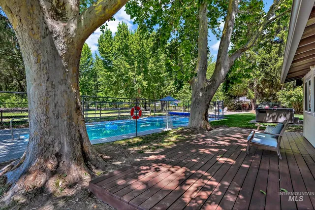 $1,060,000 | 1067 North Arlington Drive, Eagle, ID 83616