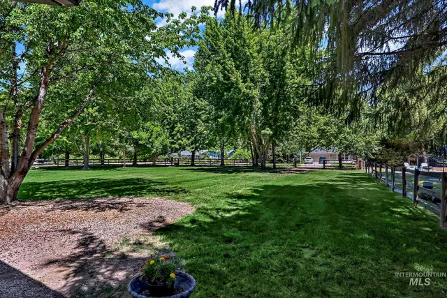 $1,060,000 | 1067 North Arlington Drive, Eagle, ID 83616