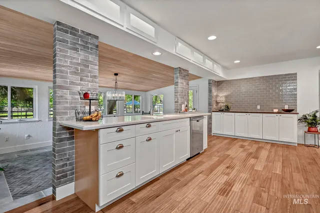 $1,060,000 | 1067 North Arlington Drive, Eagle, ID 83616