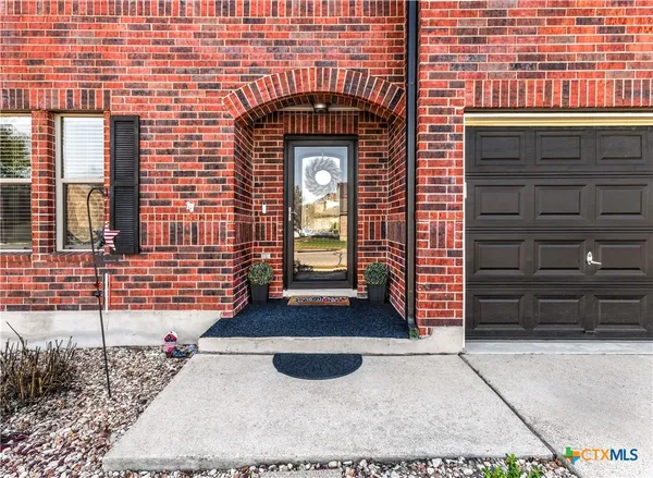 a view of front door of house