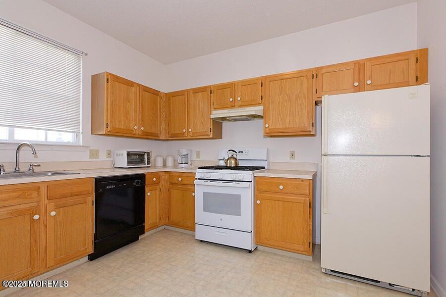 158 Sandpiper Road Barnegat, NJ 08005 - Photo 12 of 22 Kitchen 2