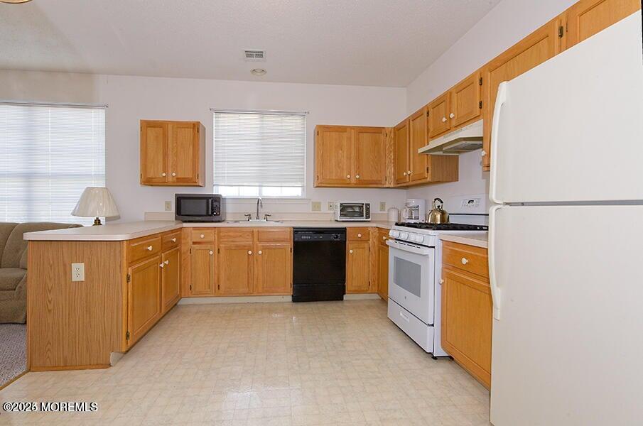 158 Sandpiper Road Barnegat, NJ 08005 - Photo 13 of 22 Kitchen