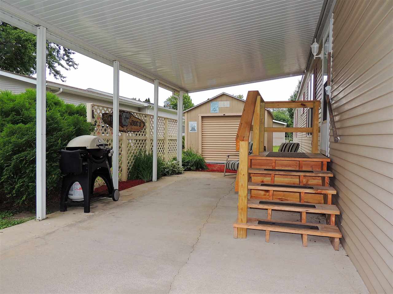 410 Greenview Road Belvidere, IL 61008 - Photo 3 of 21 Gallery Image 3