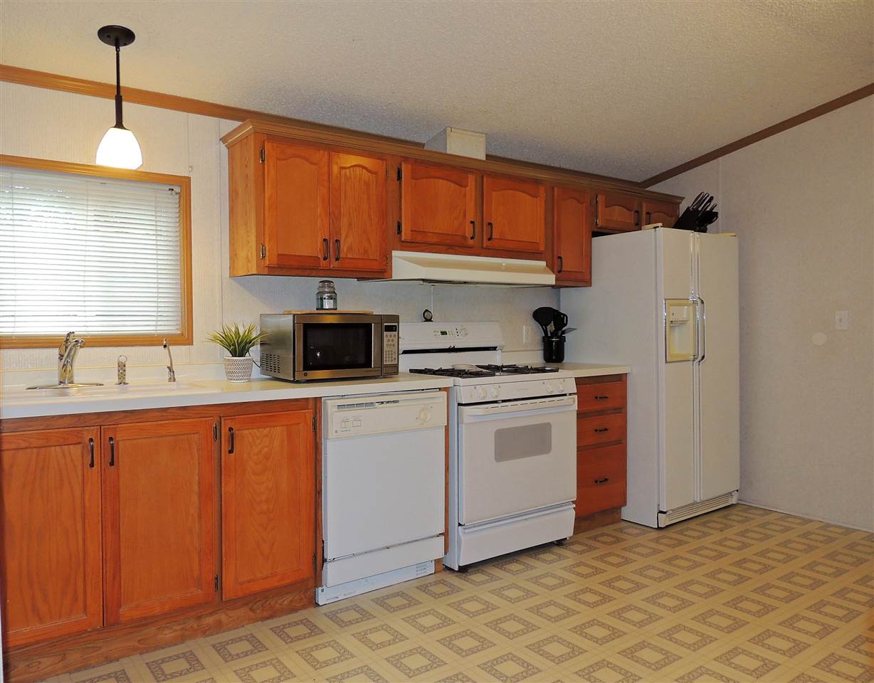 410 Greenview Road Belvidere, IL 61008 - Photo 8 of 21 Gallery Image 8