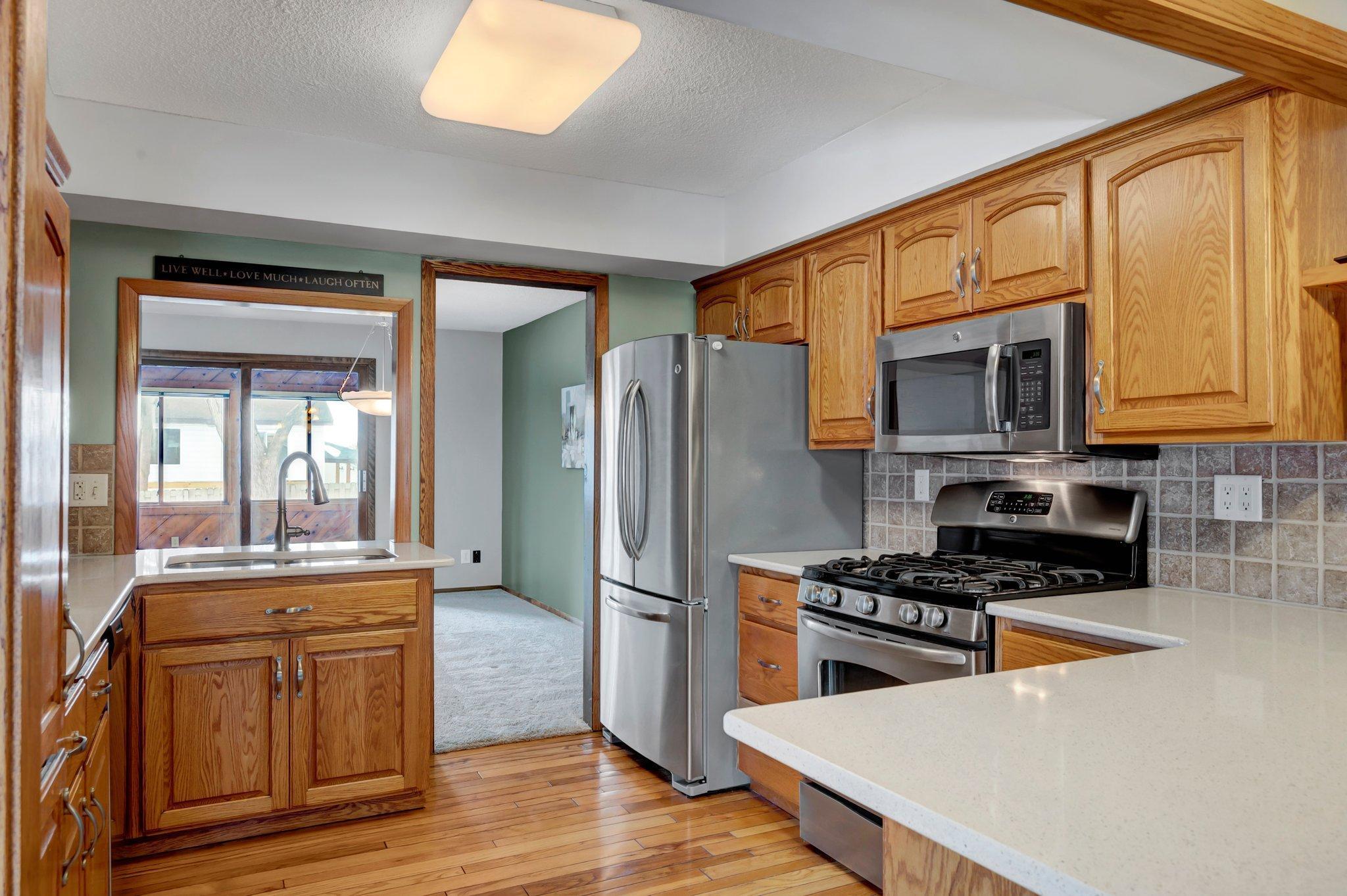 10532 Quebec Road Bloomington, MN 55438 - Photo 13 of 38 Gallery Image 13