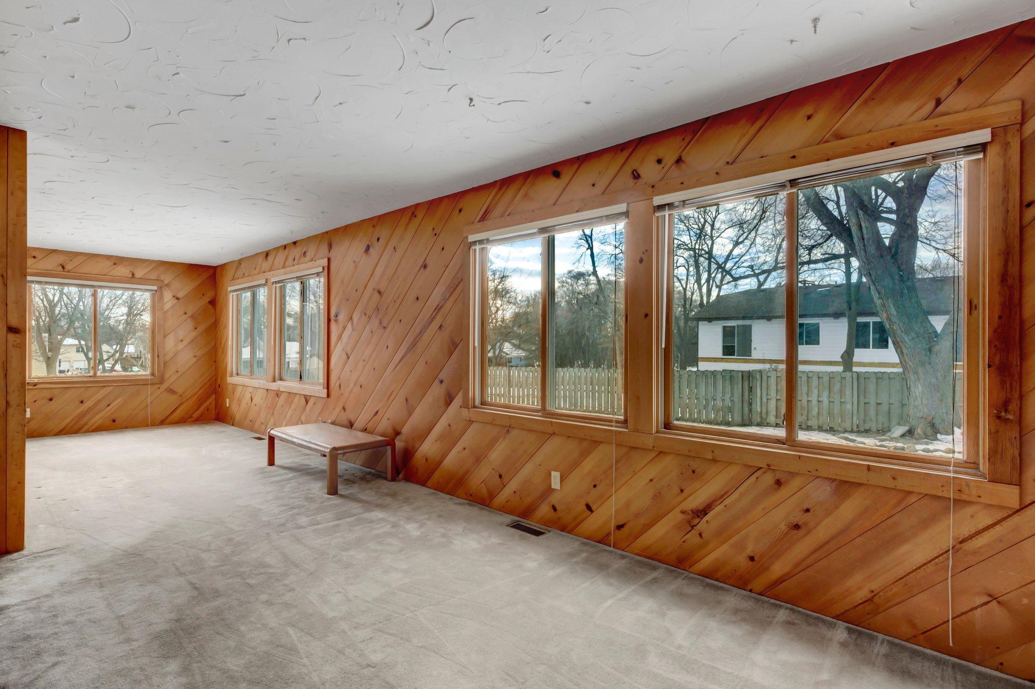 10532 Quebec Road Bloomington, MN 55438 - Photo 16 of 38 Gallery Image 16
