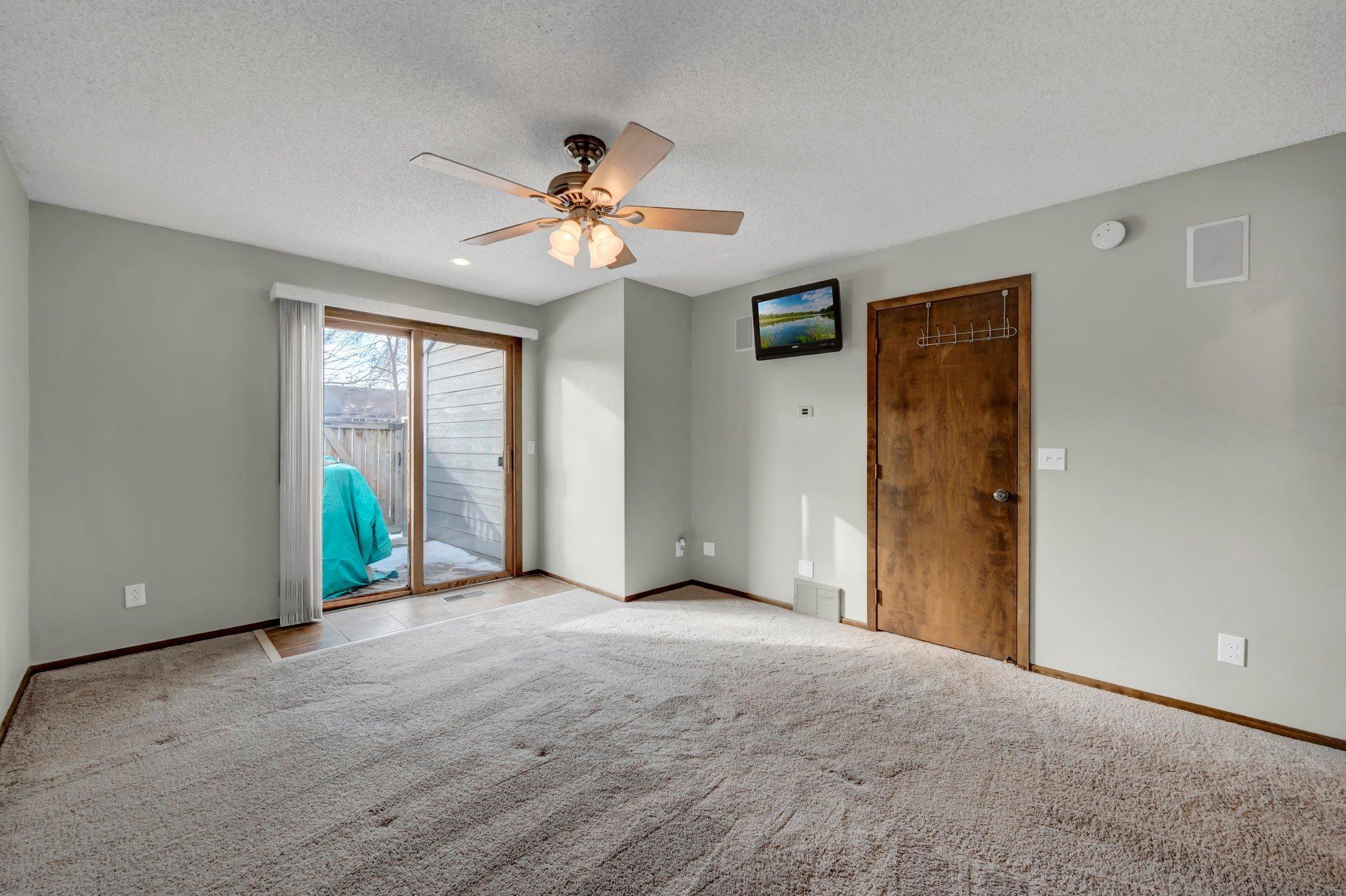 10532 Quebec Road Bloomington, MN 55438 - Photo 27 of 38 Gallery Image 27