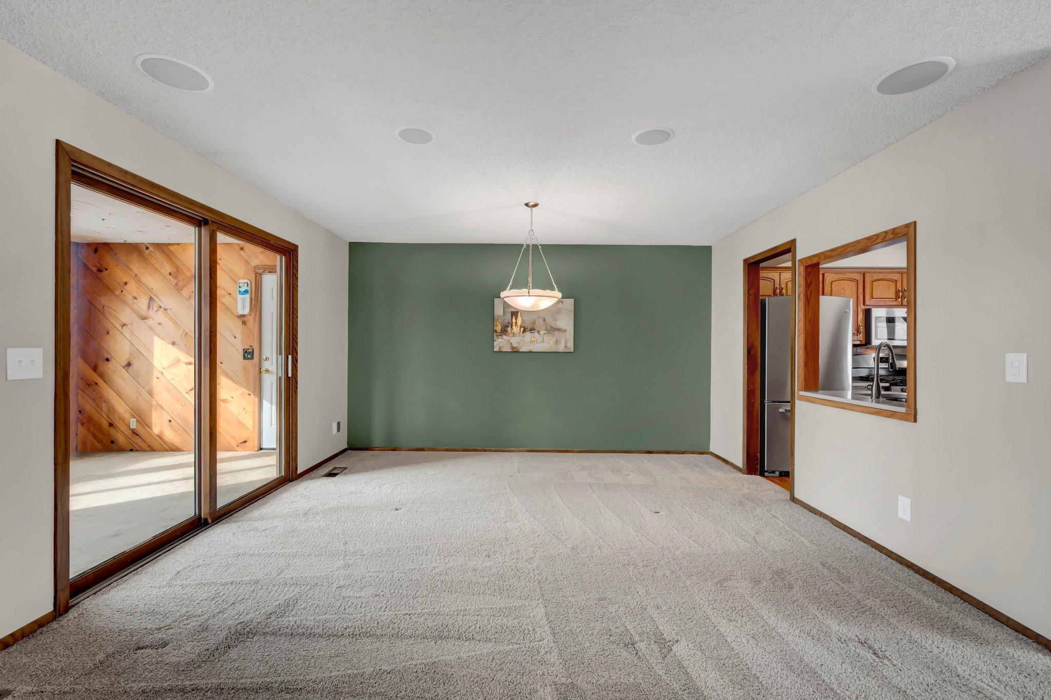 10532 Quebec Road Bloomington, MN 55438 - Photo 9 of 38 Gallery Image 9