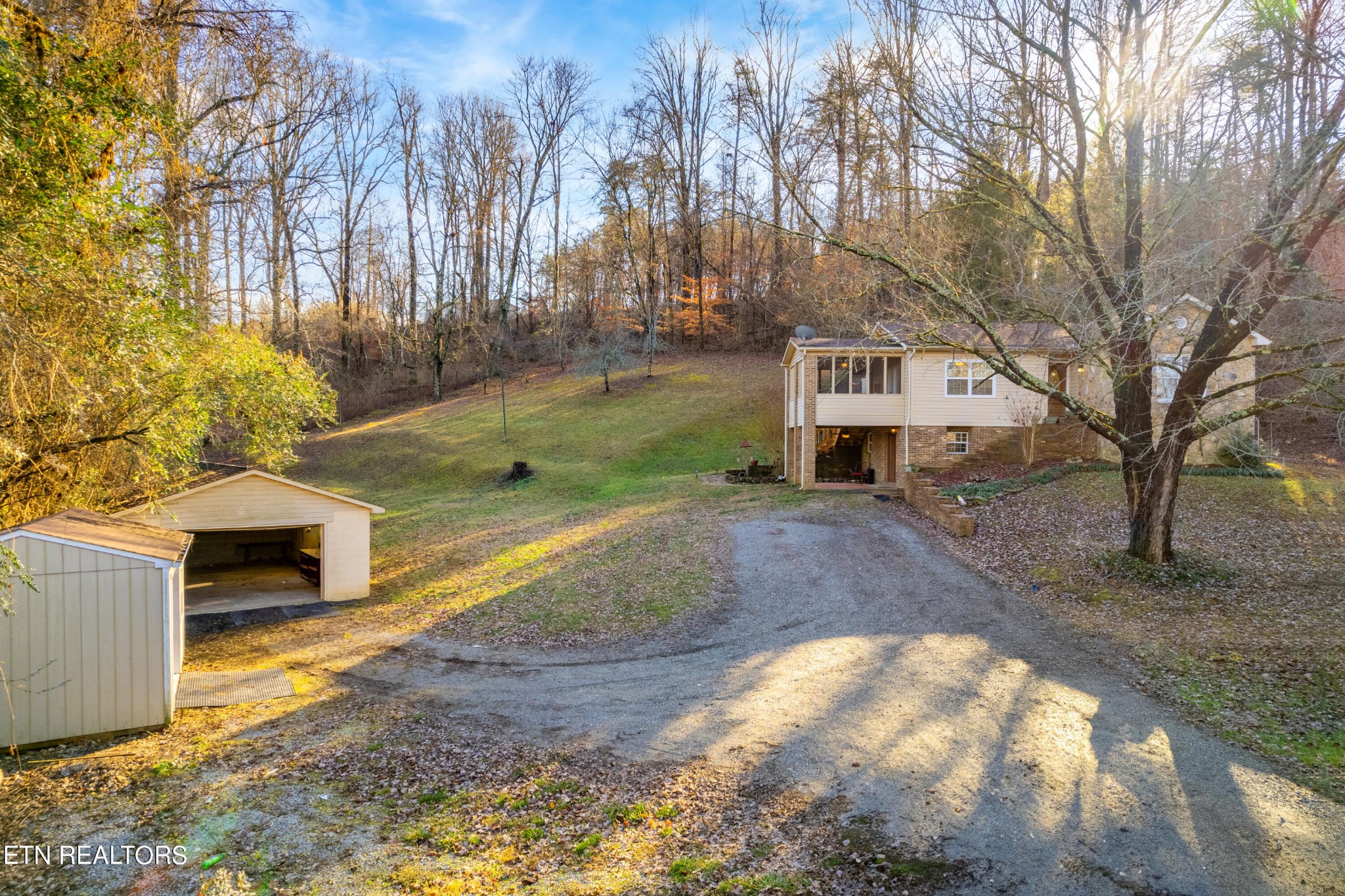 262 Moody Hollow Road Powell, TN 37849 - Photo 4 of 50 Gallery Image 4