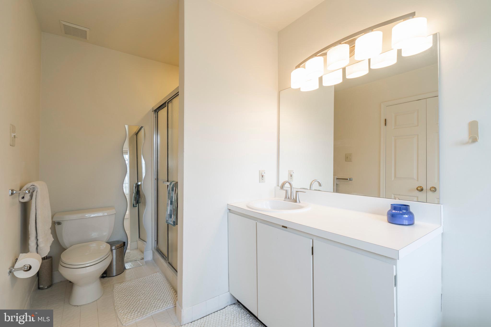 89 Andover Court Chesterbrook, PA 19087 - Photo 18 of 30 Master Bath