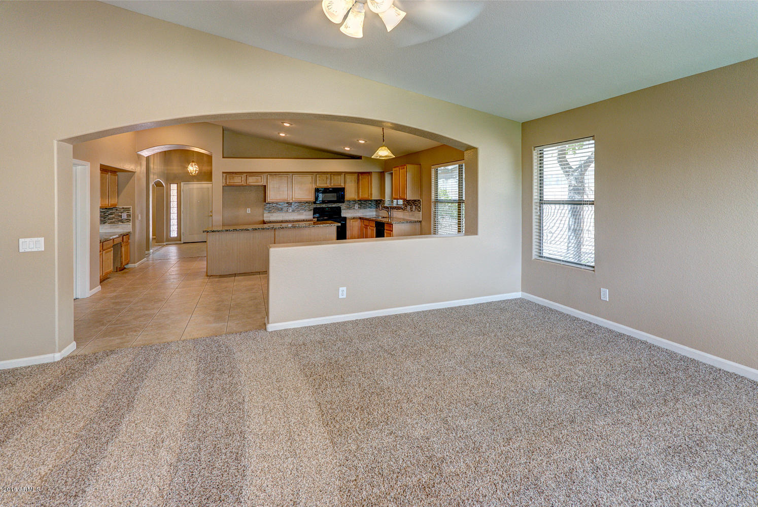 3113 West Adobe Dam Road Phoenix, AZ 85027 - Photo 8 of 21 3113 W Adobe Dam Rd Phoenix AZ-large-009