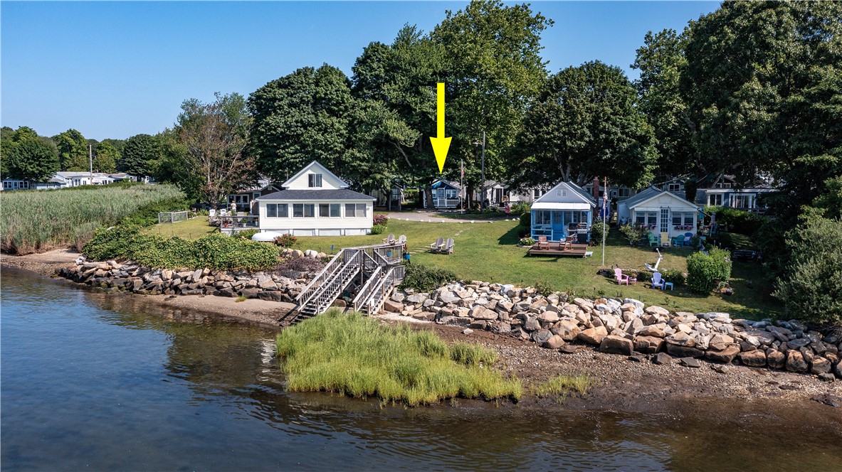 19 Andrew Comstock Road Warwick, RI 02886 - Photo 5 of 40