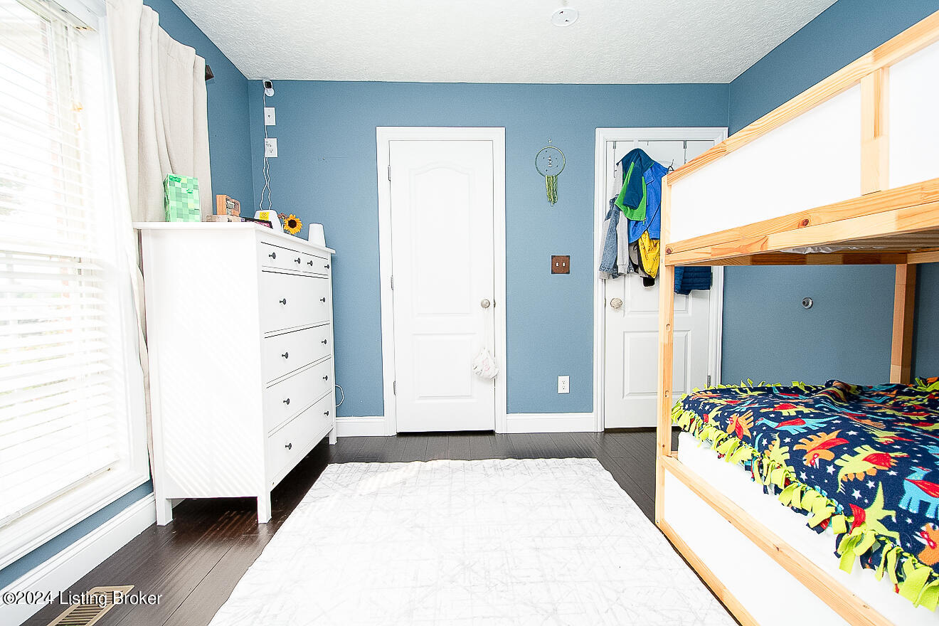 3636 Zoneton Road Shepherdsville, KY 40165 - Photo 22 of 41 Bedroom 2