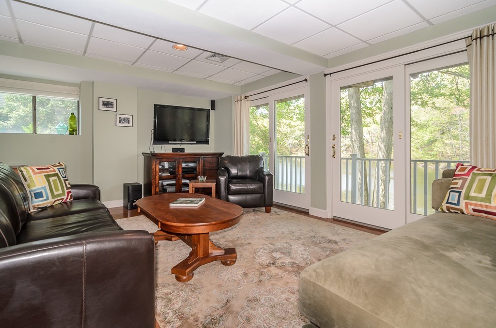 11 Jennings Pond Road Natick, MA 01760 - Photo 5 of 28 Gallery Image 5