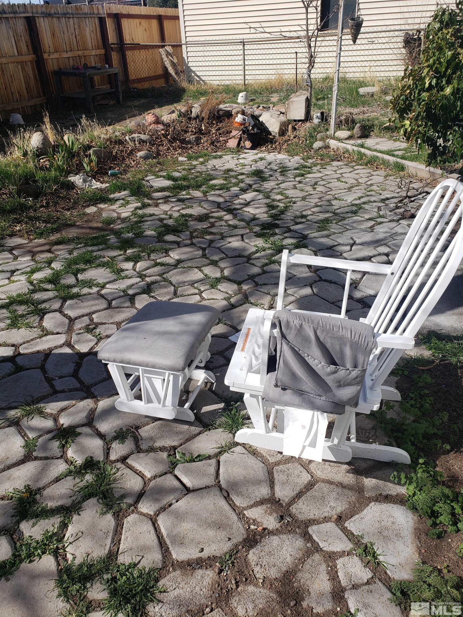 325 Gould Street Reno, NV 89502 - Photo 19 of 19 a view of a backyard with table and chairs
