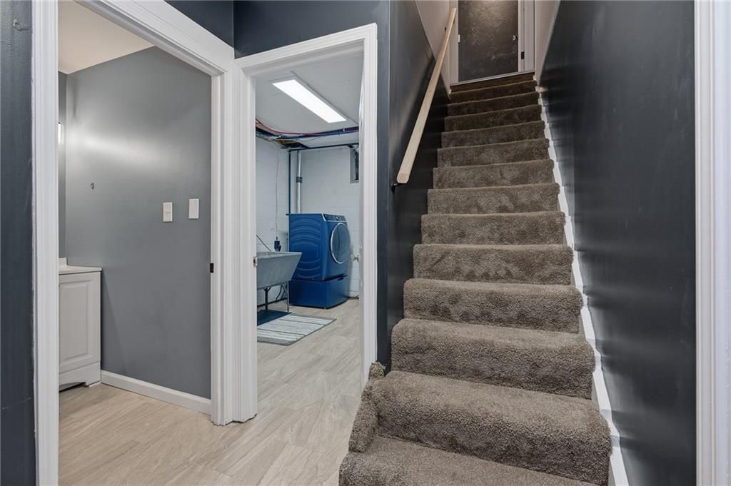 690 Pearce Mill Road Wexford, PA 15090 - Photo 23 of 38 a view of an entryway