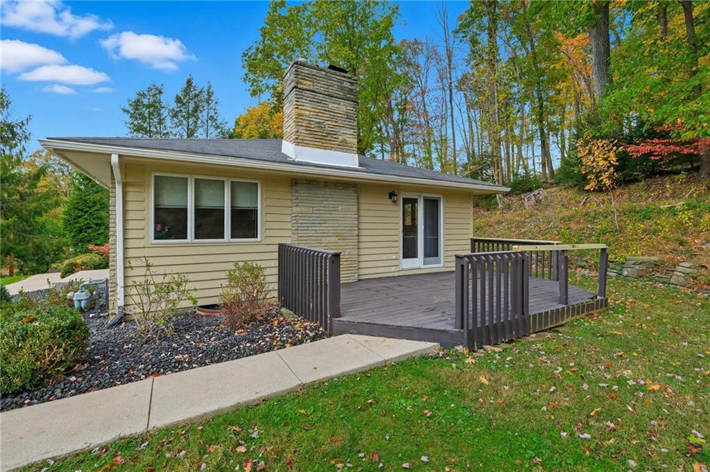 690 Pearce Mill Road Wexford, PA 15090 - Photo 32 of 38 a view of a house with wooden fence