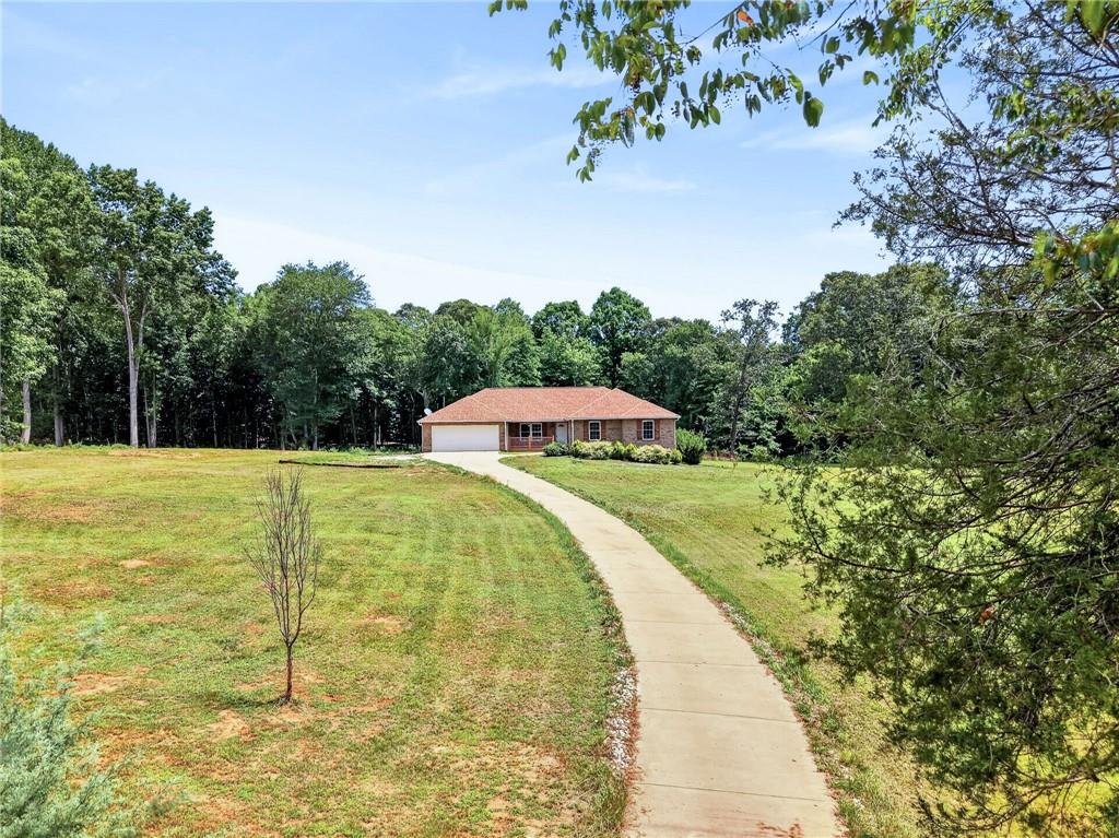 402 Renee Road Pendergrass, GA 30567 - Photo 4 of 50