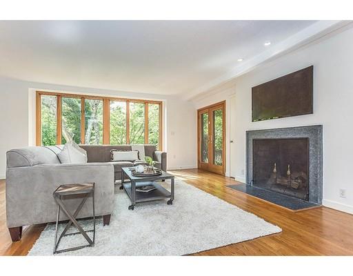 15 Howells Road Belmont, MA 02478 - Photo 3 of 25 Gallery Image 3